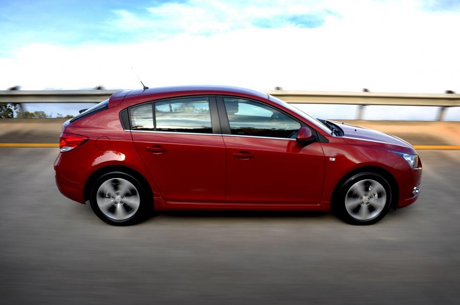  Chevrolet Cruze Sport6 2012 года  (фото 35 из 63)